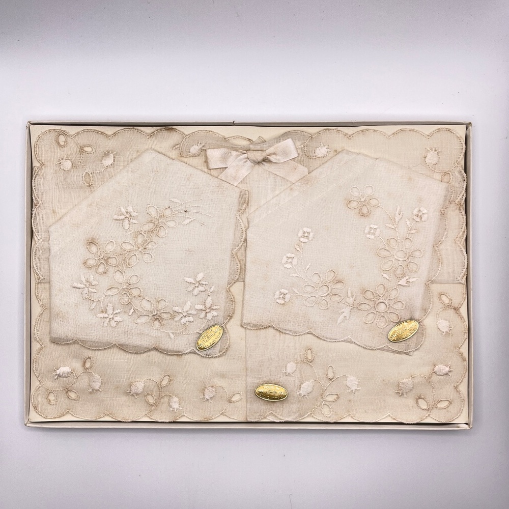 Swiss Embroidered Handkerchiefs Original Box New Set of 3